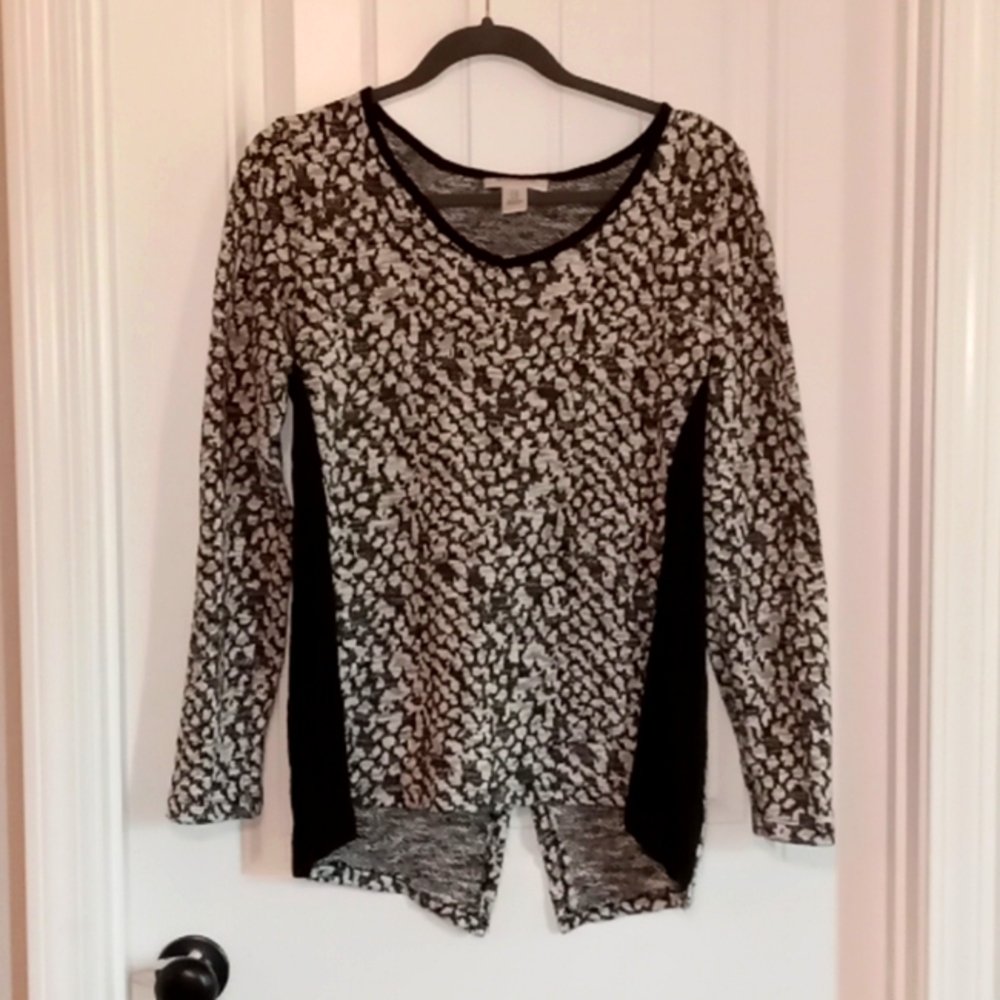 Black and White Long Sleeve Blouse